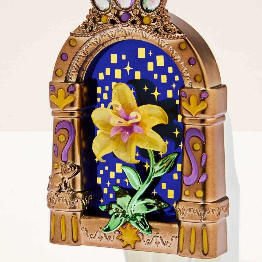 Bath And Body Works Colorful Floral Decorative Wallflower